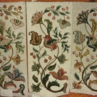 Raleigh Piano Bench OSV 712 Pearl McGown Pattern        13" x 29"