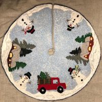 Winter Village 36" Round Tree Skirt, from Joan Moshimer's Studio, Rug Hooking Pattern Only