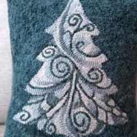 The Tangled Tree by P is for Primitive, 10 x 13