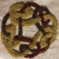 Celtic Simple Wrap Wreath - Celtic Heritage Series - pattern by P is for Primitive, 18 x 18