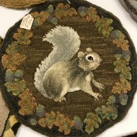 GREAT PATTERN, Squirrel MCS 264, 15" round, Joan Moshimer
