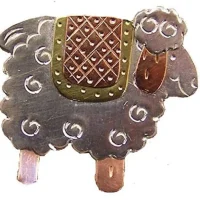 Country Sheep Scissor Sitter or Pin, Holds Your Scissors, Hooks and looks great!